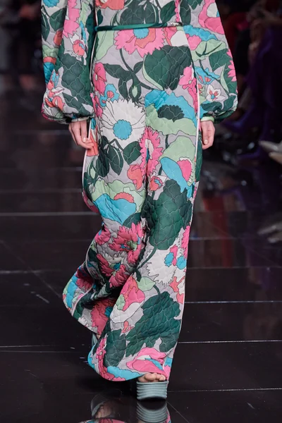 Look 157
